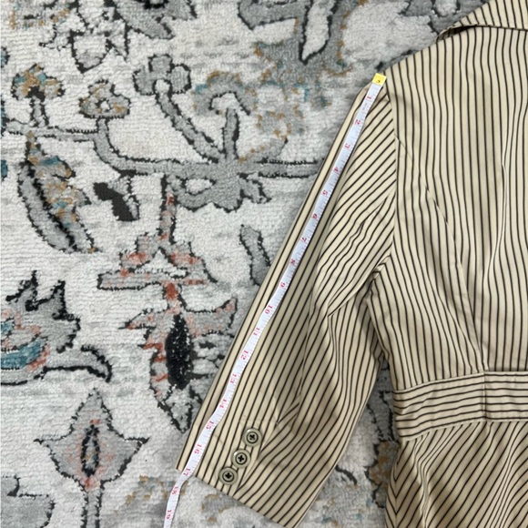 Mac & Jac 3/4 Sleeve Striped Blazer - Picture 8 of 10